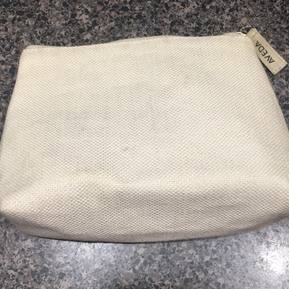FREE IN BUNDLE | Aveda Cosmetic Bag - Picture 2 of 3